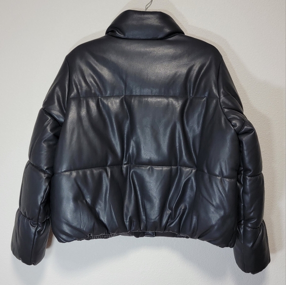 Banana Republic quilted faux leather puffer jacket Grunge - Picture 10 of 10
